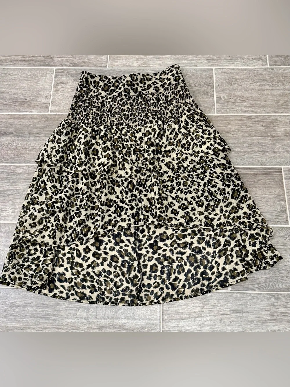 NWT! WALTER BAKER Dusty Olive Metallic Leopard Asymmetric Minty Skirt. Size 6.